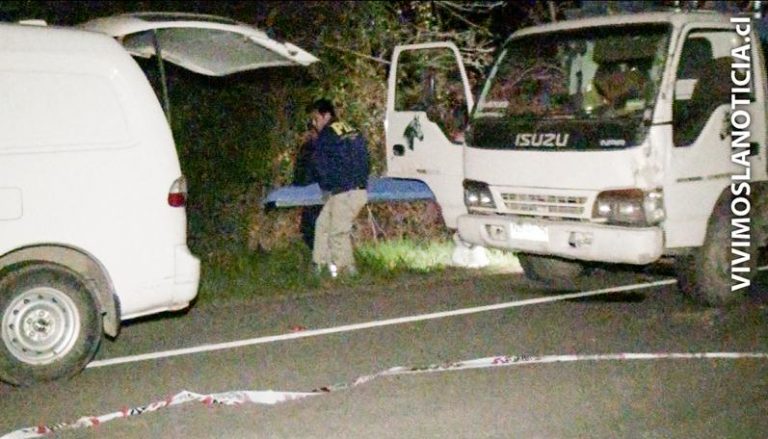 [FOTOS] Chofer ebrio viajó con cadáver de su amigo de acompañante