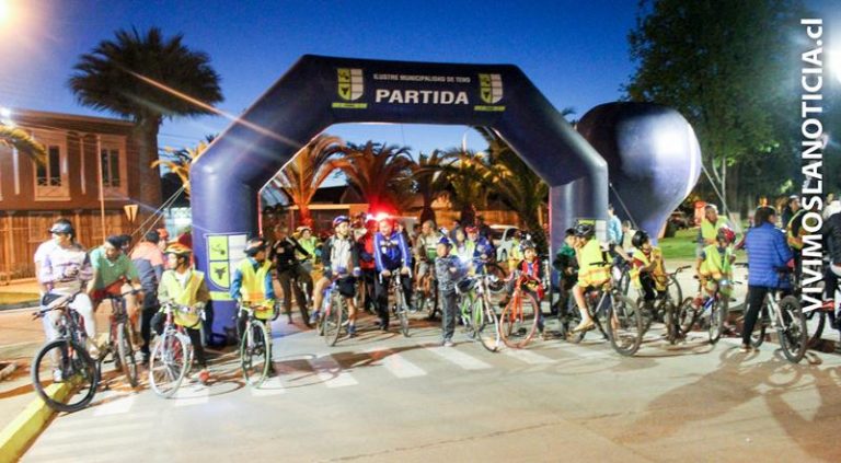 Teno vivió su quinta cicletada familiar nocturna