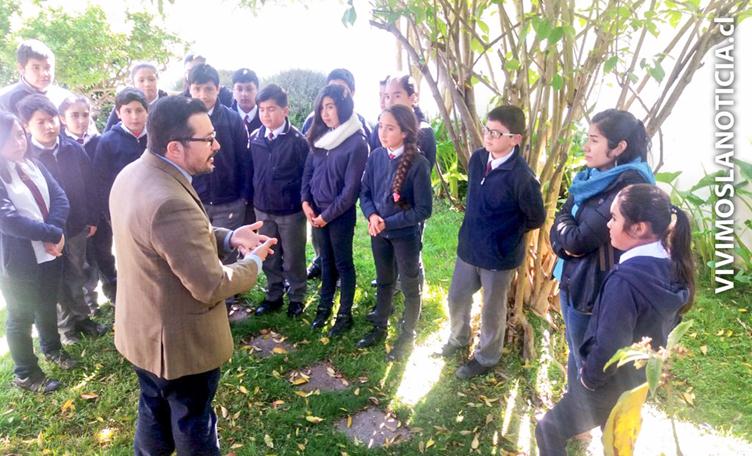 Reincorporarán la educación cívica en el curriculum escolar