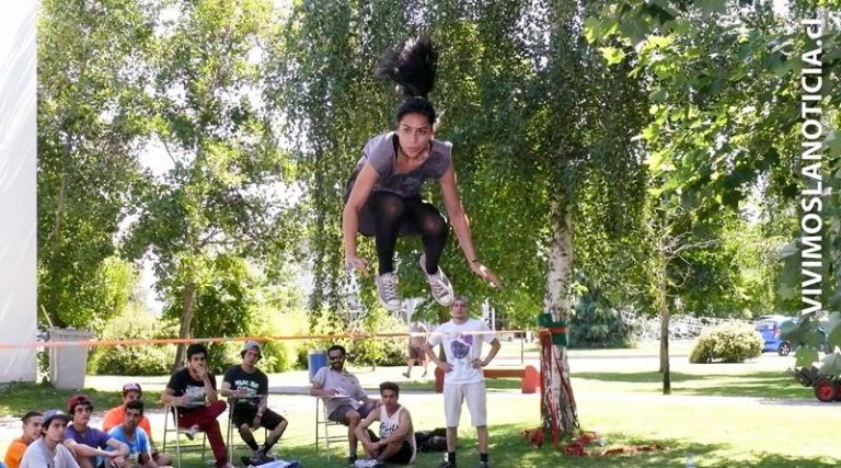 Campeonato de slackline se efectuó en campus Curicó de la UTalca