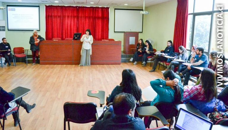 Capacitan a equipos del MINVU sobre el autocuidado