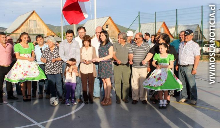 Inauguraron multicancha de Villa El Manzano de Los Niches