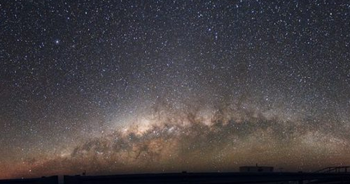 Hallan desde Chile rara presencia de estrellas en galaxia satélite de la Vía Láctea