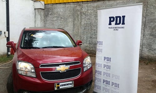 PDI recupera vehículo con encargo que estaba en poder de una mujer
