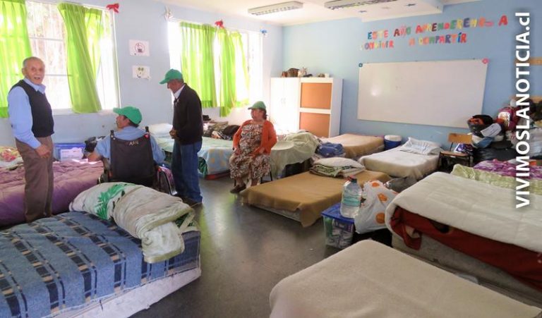 Gestionan traslado de personas albergadas de zonas devastadas
