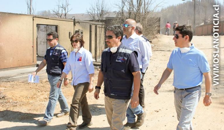 Entregan orientaciones sociales a damnificados de Santa Olga