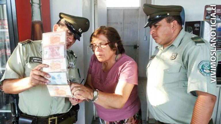 Entregan recomendaciones para identificar billetes falsos