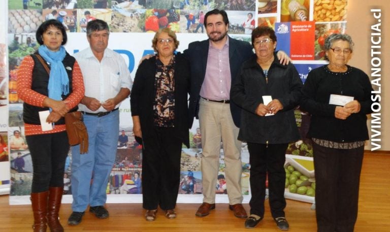350 pequeños agricultores reciben instrumentos productivos