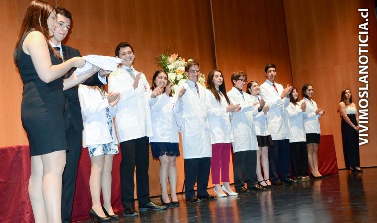 Alumnos de medicina iniciaron prácticas profesionales