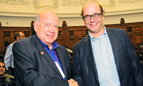 Insulza y Atria bajan candidaturas presidenciales tras decisión de cúpula PS