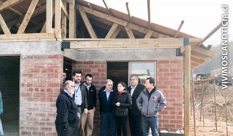 Autoridades verificaron avances de la reconstrucción de Santa Olga