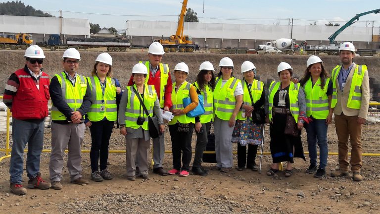 Comenzaron los tour guiados por las obras del nuevo hospital