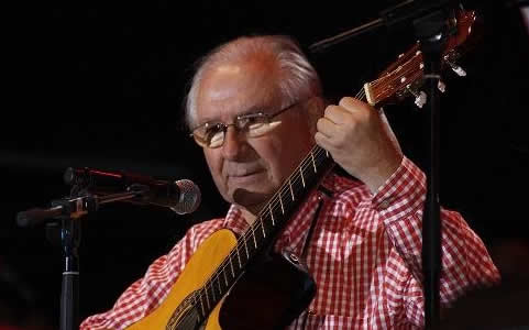 Músicos curicanos rinden tributo a “Chirigua” González