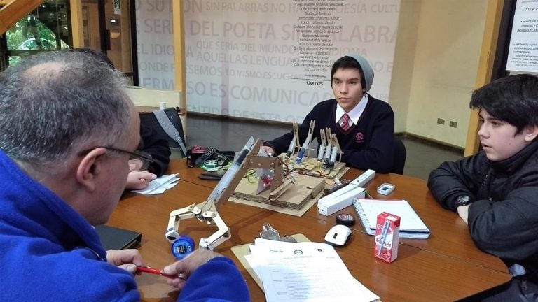 Más de 200 escolares expusieron sus proyectos científicos en la UTALCA