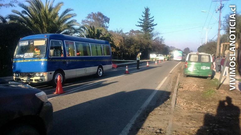 Ciclista fallece arrollado por minibús en Villa Prat
