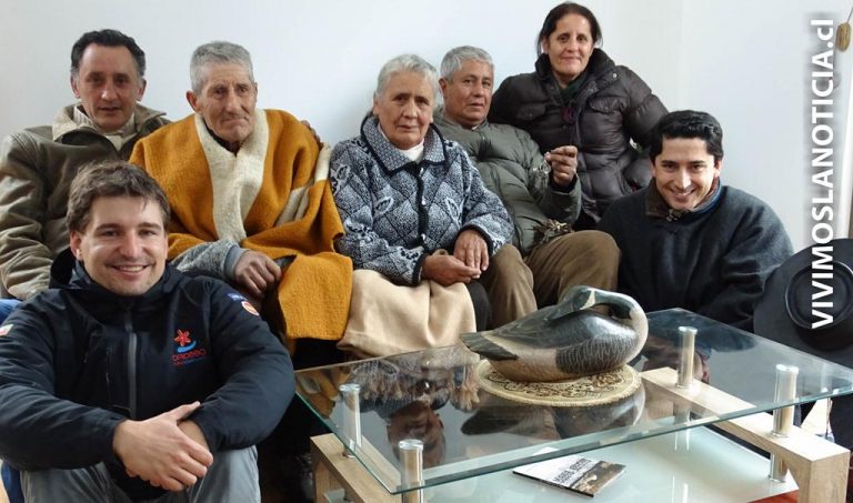 Entregan 5 viviendas nuevas a damnificados de Huiñe