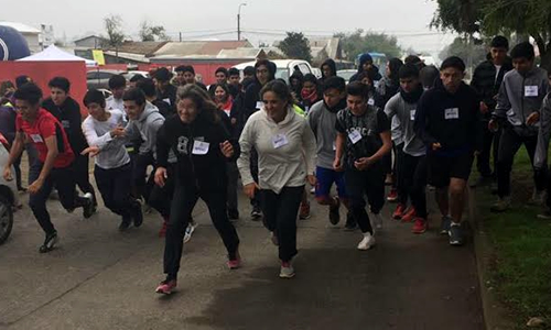 Teno realizó su primera corrida por el "día sin fumar"