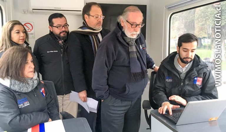 Comenzó a operar móvil de atención del Gobierno