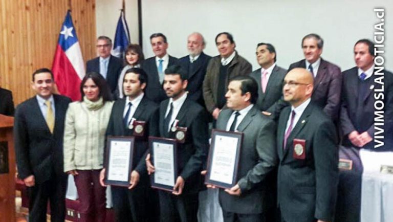 Curicó distinguió con medalla de plata a tres funcionarios de la PDI