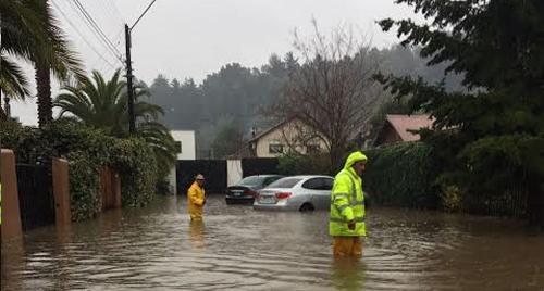 Municipalidad de Curicó trabajó en ayudar a familias en temporal