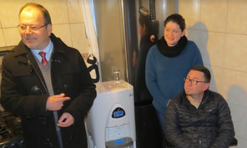 Entregan generadores de agua atmosférica para consumo de familias con déficit hídrico