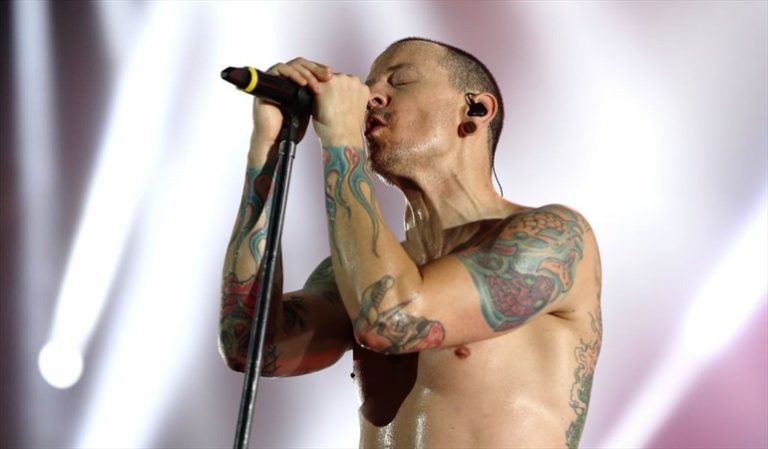Encuentran muerto al vocalista de Linkin Park
