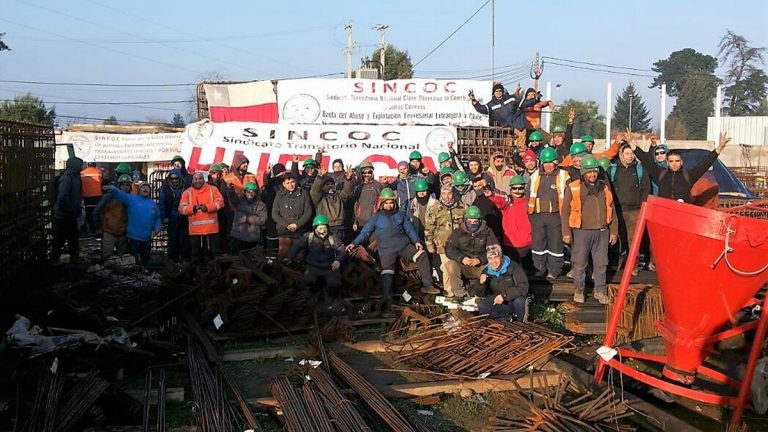 Trabajadores paralizan construcción del nuevo hospital
