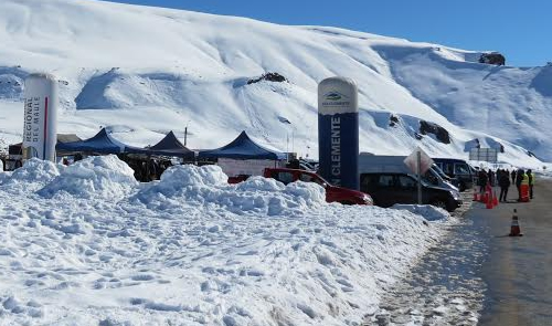 Autoridades inician temporada invernal en el Pehuenche