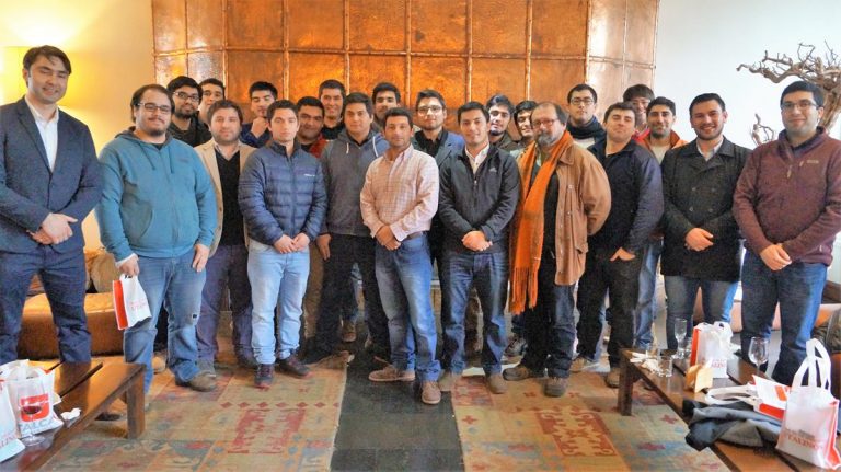 Alta empleabilidad marcó encuentro de egresados de Ingeniería Civil Mecatrónica