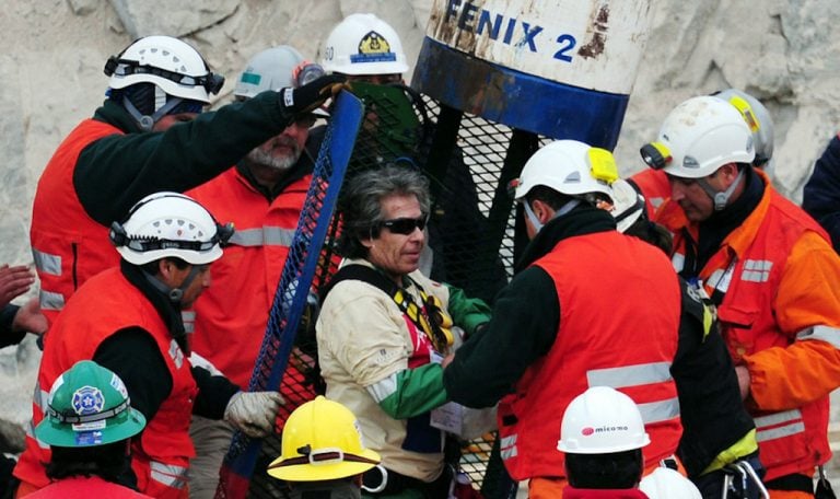 Uno de "los 33" internado por grave enfermedad