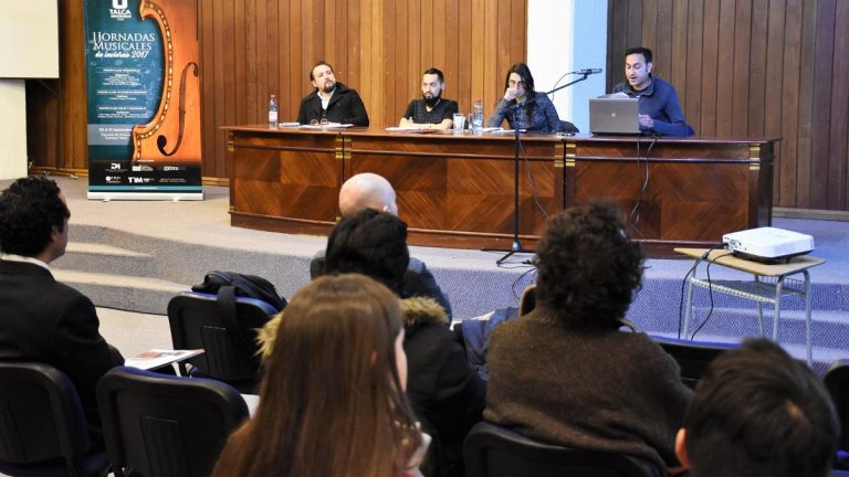 Musicólogos chilenos se dieron cita en la Universidad de Talca