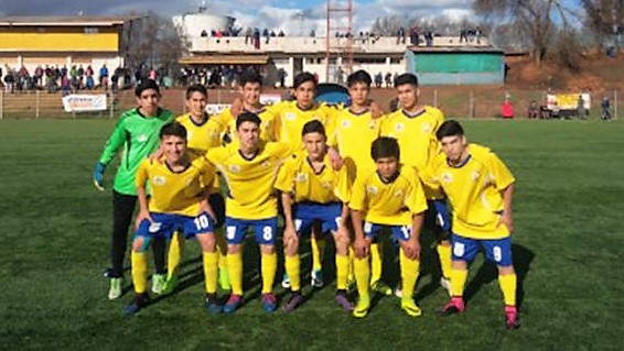 Cauquenes toma ventaja en las eliminatorias infantiles