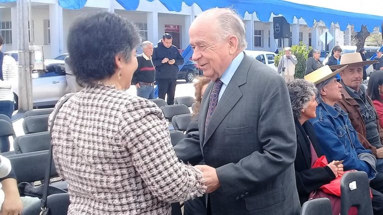 Senador Zaldívar: “con todo el ánimo y la energía recorriendo la región”