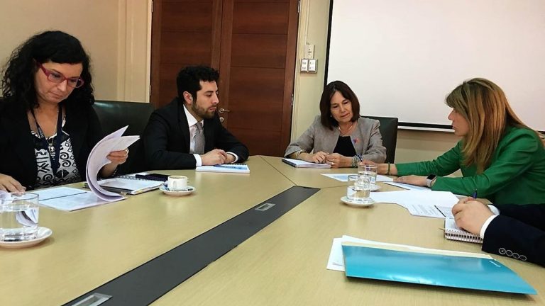 Ximena Rincón pide avanzar en Hospital de Cauquenes y crear 2 servicios de salud