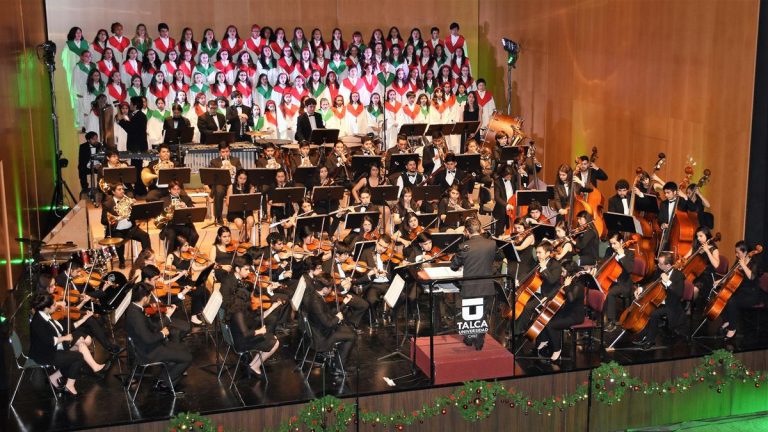 Navidad se celebró por adelantado con la Orquesta Sinfónica Juvenil y Coro de Niños de la UTalca