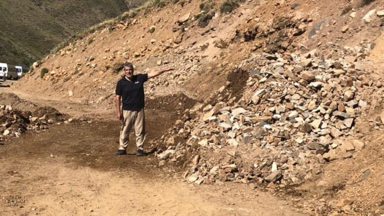[FOTOS] Retraso en trabajos de despeje mantienen cerrado el Paso Vergara