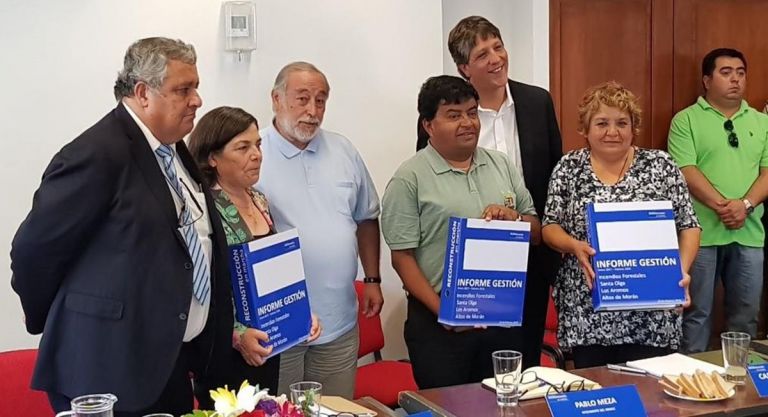 Traspasan responsabilidades de reconstrucción de Santa Olga