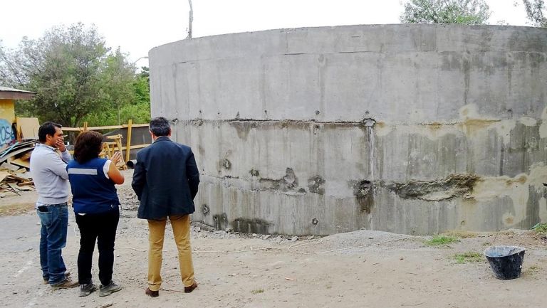 Inician pruebas del estanque que se construye en el Parque Cerro Condell
