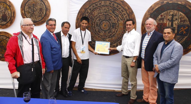 Artesano de Vicuña recibió el premio “Adrián Chirigua González”
