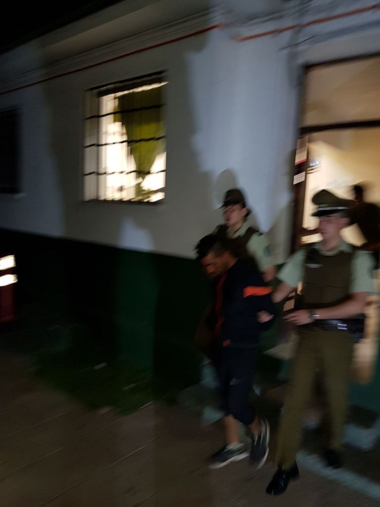 Asesinan con una piedra a acomodador de autos en pleno centro de Curicó