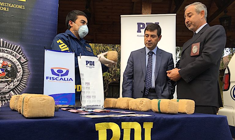 Caen traficantes curicanas con más de 200 millones de pesos en pasta base