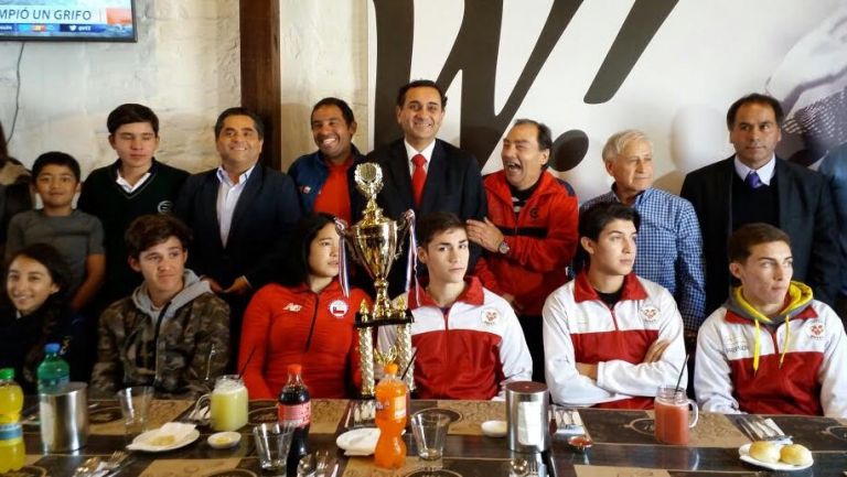 Llenos de éxitos regresaron deportistas del boxeo y el ciclismo a Curicó