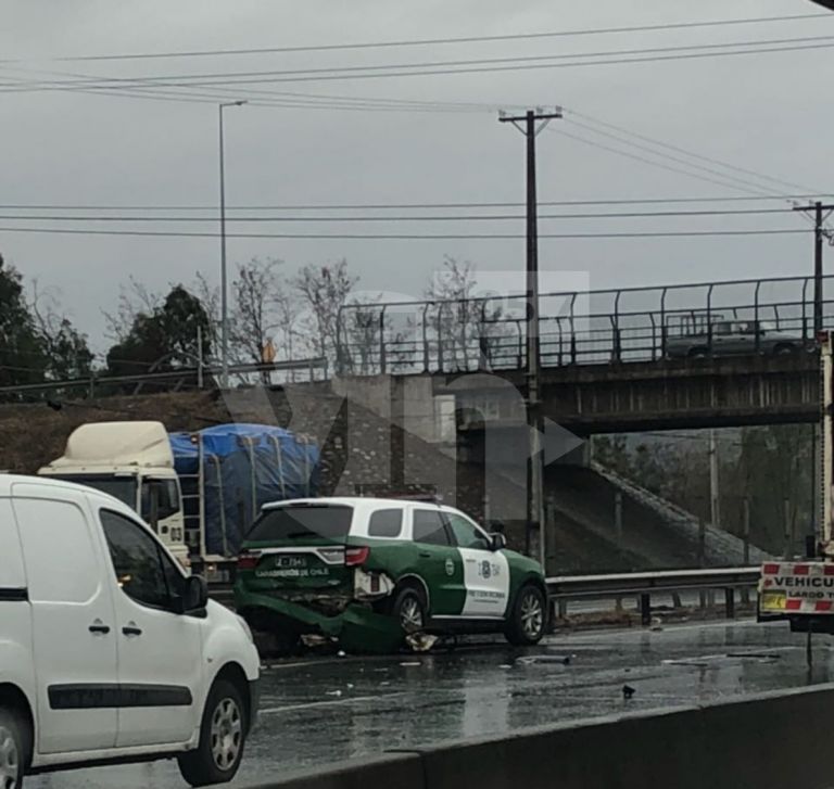 [FOTOS] Triple choque en Ruta 5 - Sur de San Fernando por vía húmeda