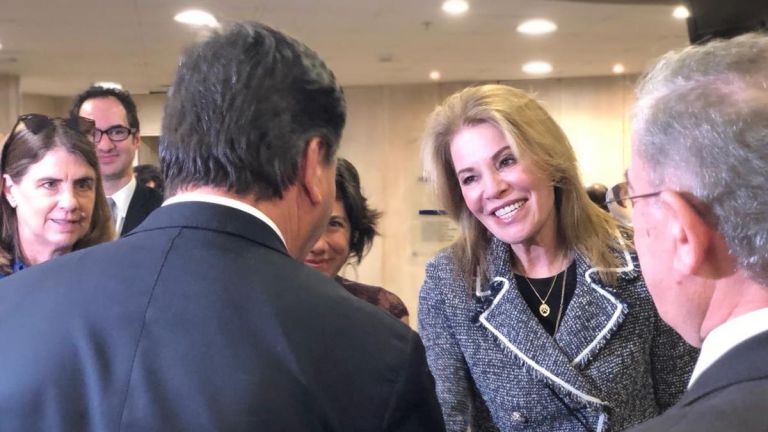 Parlamentario quiere que Amazon aterrice en la Región del Maule