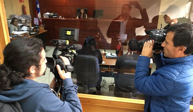 Niña fue violada por su padre y su padrastro en Molina