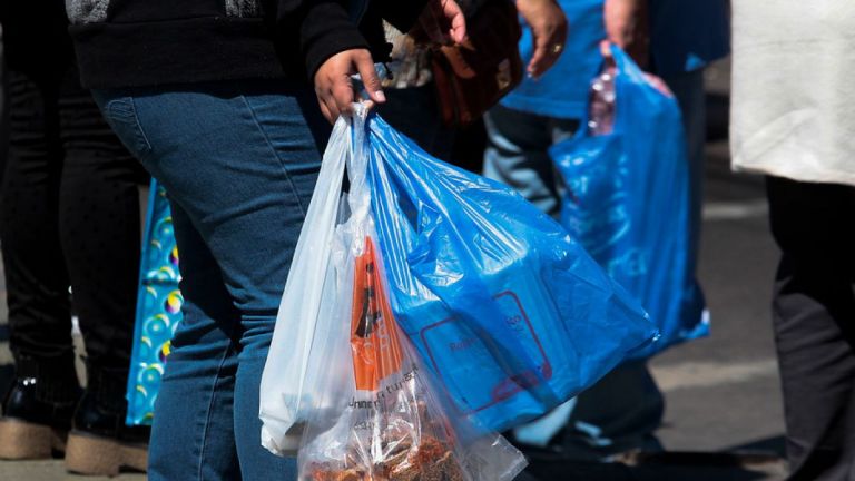 Entró en vigencia prohibición de entrega de bolsas plásticas