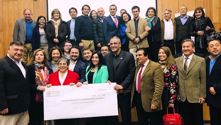 Fuerte inversión para teatros comunales de la región
