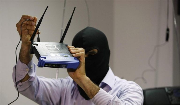 Aprovechan vulnerabilidad en routers para redirigir a usuarios a falsas páginas de Bancos