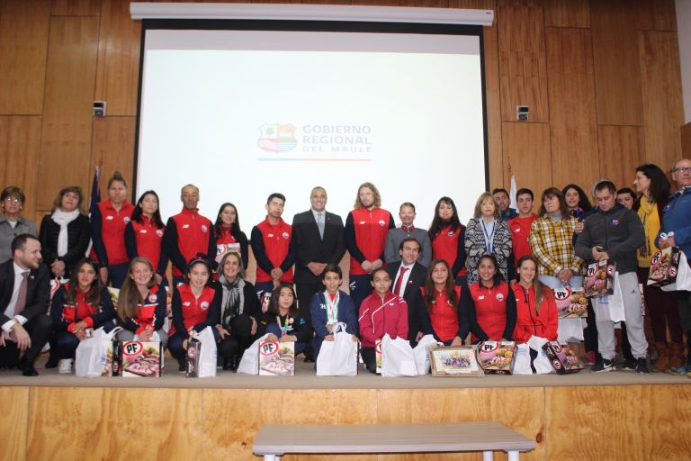 Deportistas de la Provincia de Curicó presentes en cita con autoridades regionales