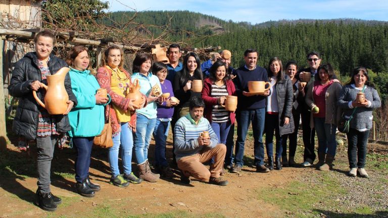 Artesanas vichuqueninas harán los platos de la